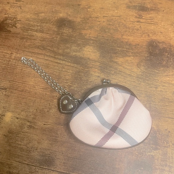 Burberry Blue Label Mini Kisslock Coin Pouch on Mini Chain with COA - Picture 2 of 11